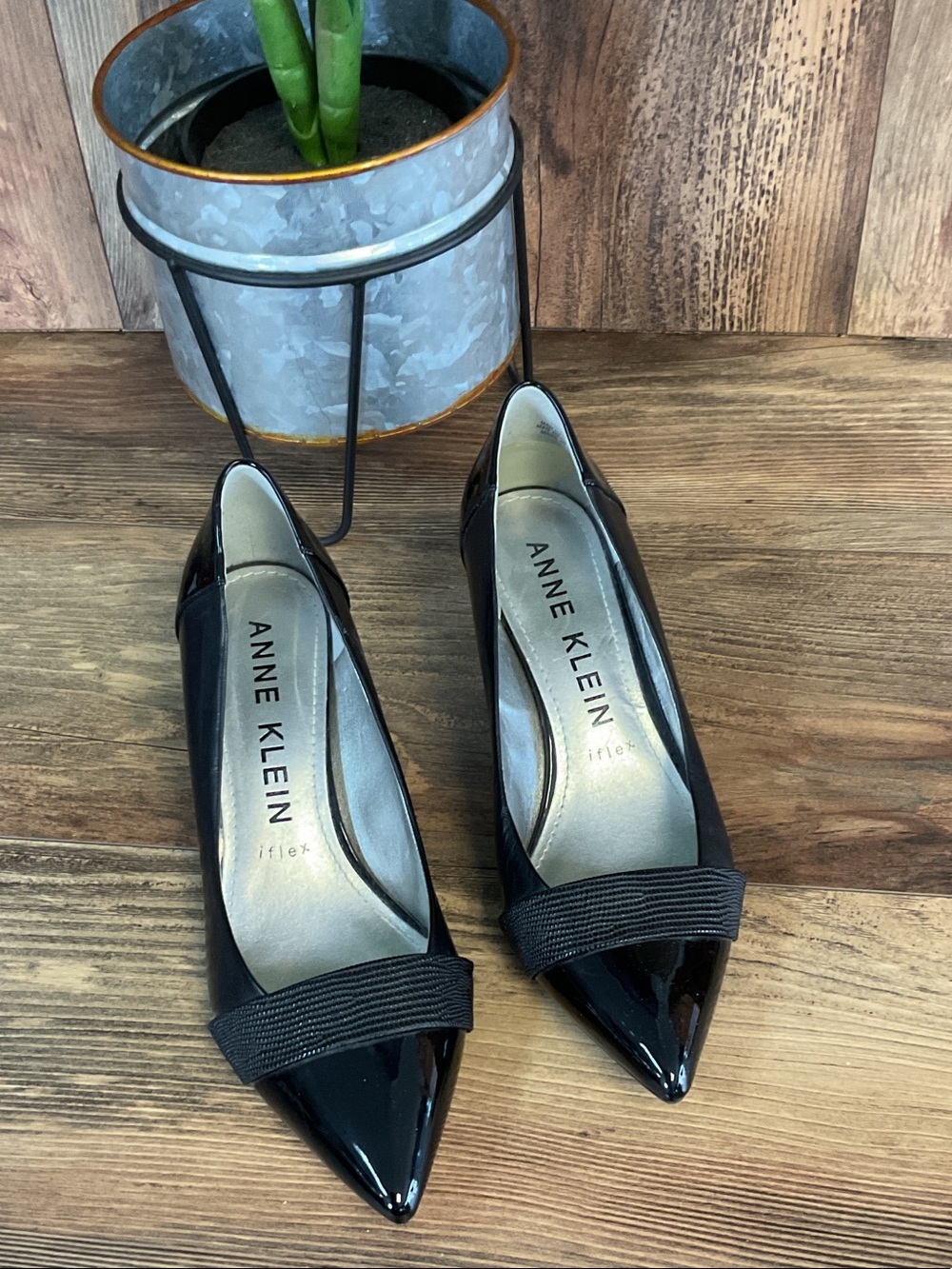 Anne Klein iFlex Patent Pointed Toe Heels 8.5M F340